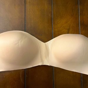 Maidenform 36D strapless bra